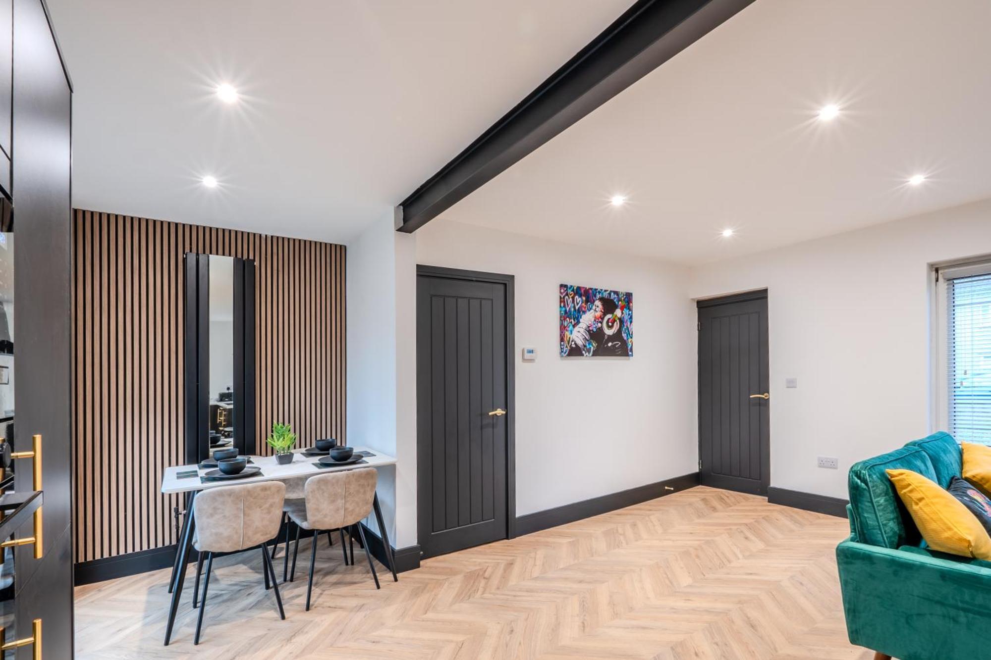 Modern 3br - Private Parking - Tv In Every Bedroom